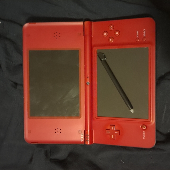 Nintendo DSI XL 25th anniversary - Picture 4 of 4